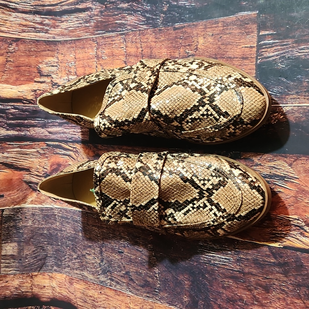 Crown Vintage Loafer